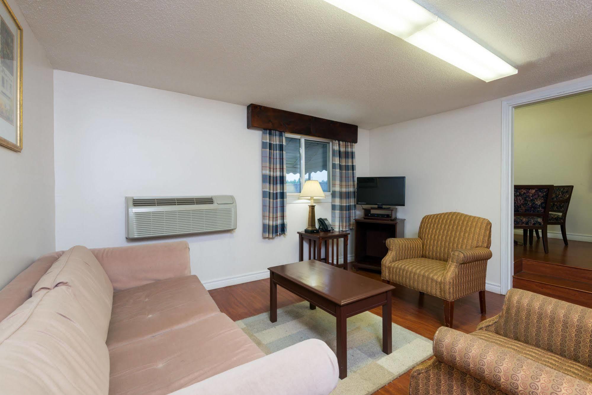 Leelas Villa Inn Flesherton Extérieur photo
